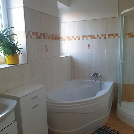 Bianca Apartman *